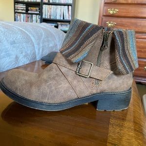 Women’s ankle boot